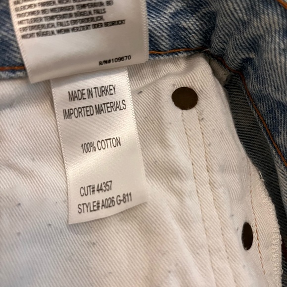 AGOLDE Denim Shorts - Picture 8 of 9